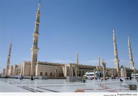 World S Second Largest Mosque Al Masjid An Nabawi The Prophets