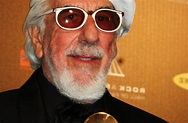 AUDIO: Lou Adler on Producing 'Tapestry' 50 Years Ago - American Songwriter