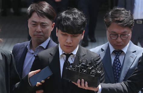 court refuses arrest warrant for seungri