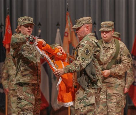 67th Expeditionary Signal Battalion Is Welcomed Home During Uncasing