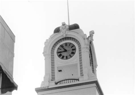 The Clock Tower On The Spurgeon Building At 4th And Sycamore In 1993