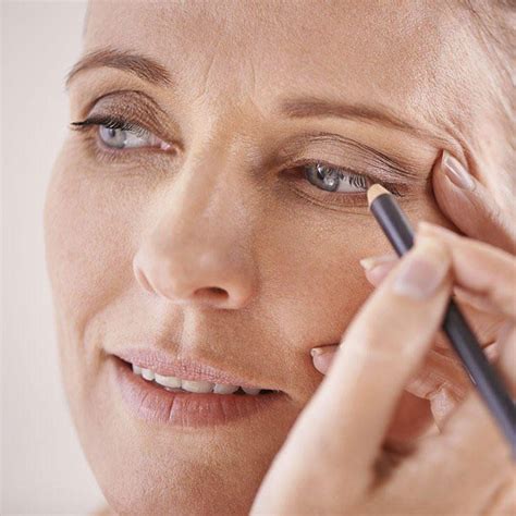 7 essential eye makeup tips for women over 40 makeup tips for older