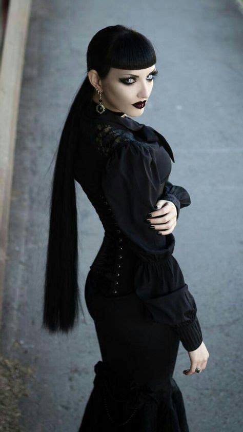 Obsidian Kerttu Gothic Beauty Fashion Goth Women