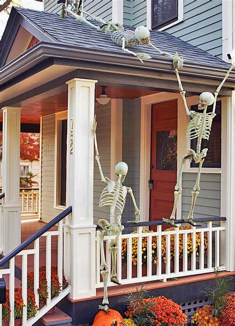 Top online home décor stores. 70 Cute And Cozy Fall And Halloween Porch Décor Ideas ...