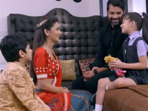 Kumkum Bhagya Drama Story Genre And Characters