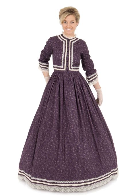 Civil War Gown From Recollections Civil War Dress War Dress Fashion