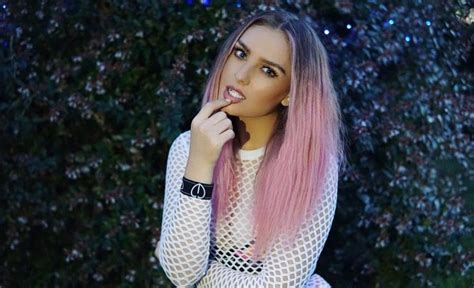 Little Mixs Perrie Edwards Hair Is Now Pastel Pink