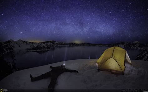 壁纸 景观 晚 星系 性质 空间 天空 星星 月光 大气层 帐篷 天文学 极光 午夜 国家地理杂志 黑暗