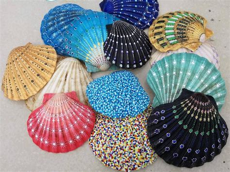 Dot Painted Seashells By Aggie Janssens May 2017 Shell Crafts Diy
