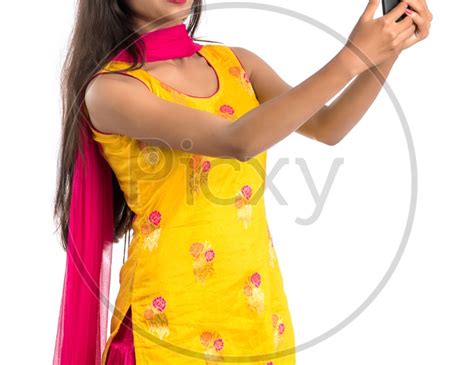 Image Of Beautiful Indian Girl Taking Selfie In Smart Phone Un595284 Picxy