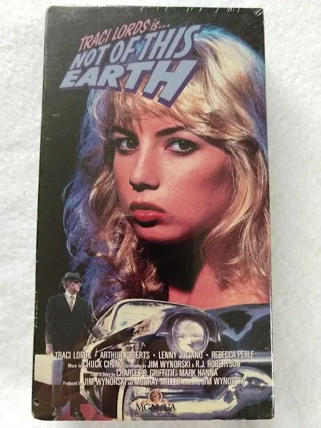 Not Of This Earth Vhs Sealed Traci Lords Rare Cult Horror Sexploitation