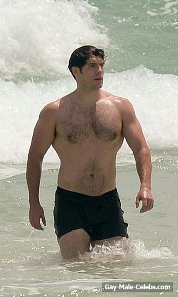 Henry Cavill Nude And Sexy Photos Gay Male Celebs Com