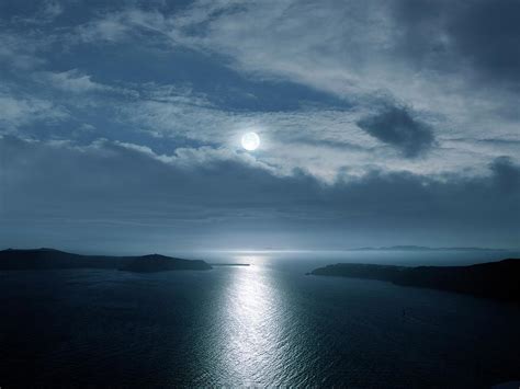 Full Moon Over The Sea Photograph By Detlev Van Ravenswaay Pixels