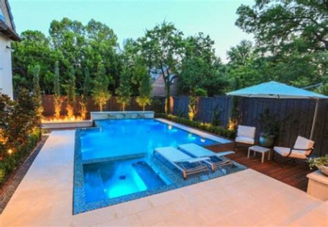 Best 10 Amazing Cool Backyard Pools For Inspiration Small Backyard