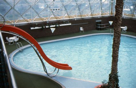 The Indoor Swimming Pool At Bletchley Leisure Centre Living Archive