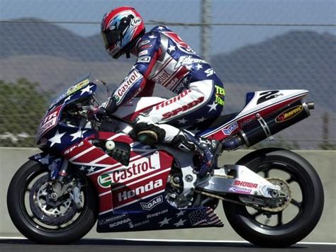 Calendário completo de corridas de motogp para 2021. Colin Edwards. Flag livery, Honda, 2002, Laguna Seca ...