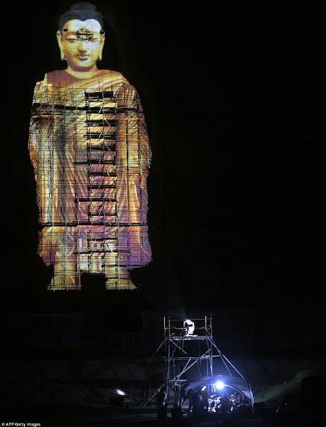 Chinese Millionaires Create Hologram Of Afghan Buddha Statue Destroyed By Taliban Daily Mail