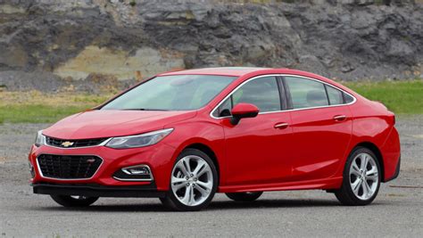 2020 Chevrolet Cruze Lt Hatchback Colors Redesign Engine Price And