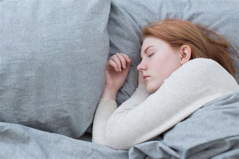 Dormir Hasta El Mediodía ¿por Qué Algunos Adolescentes Duermen Tanto