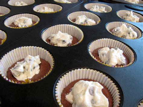 These cute and creamy cupcakes are easy to make and decorate. Cream Cheese Filled Cupcakes {Self-filled Cupcakes}