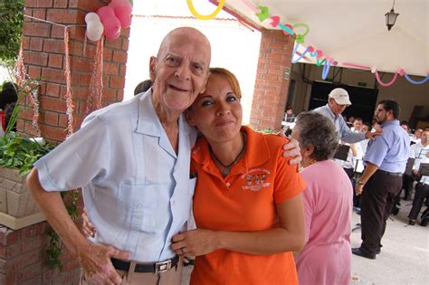 En casa de reposo el paraíso del abuelo en la ciudad de méxico, contamos con amplia experiencia para el cuidado del adulto mayor y de la 3ra. 1983: Se celebra el primer Día del Abuelo en México