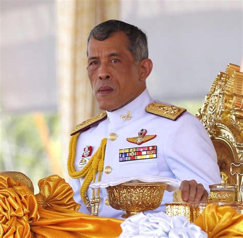 Er heißt in voller länge maha. Maha Vajiralongkorn: Thailands König muss Millionen an ...