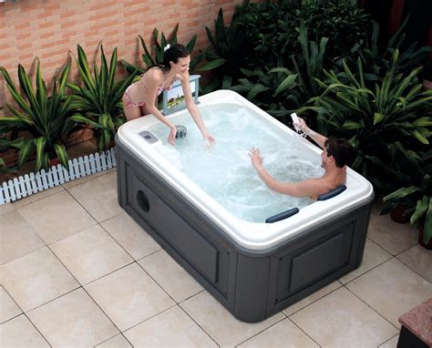 Couple With Video Outdoor Hot Tub Two Person Hydro Bath Spa Person Hot Tubs Sale Buy Hydro