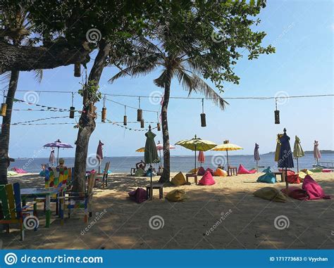 Southeast Asia Indonesia Bali Beach Clubs Sanur Sunbathing Sunrise