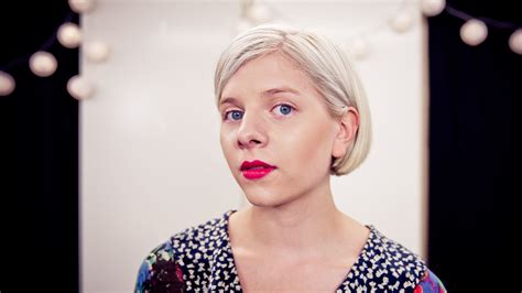 Classify Norwegian Singer Aurora Aksnes