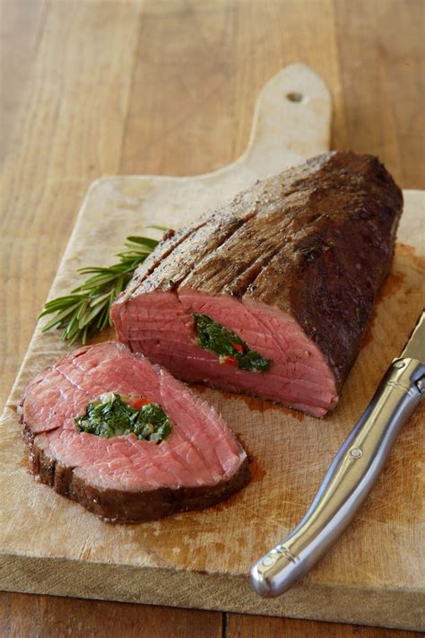 Let rest 5 to 10 minutes before slicing. Stuffed Beef Tenderloin with Wine Sauce Recipe