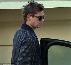 Zac Efron Displays Swollen Face And Large Scar On His Chin After