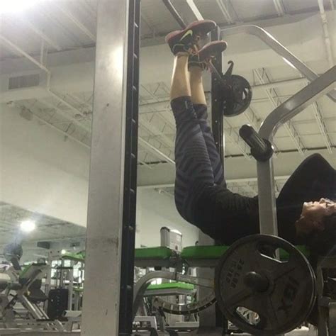Tracy On Instagram Lower Abs With The Smith Machine Abs Lowerabs