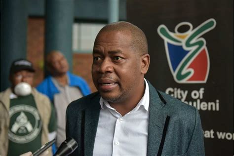 The anc in ekurhuleni claims its chairperson and mayor mzwandile masina never attempted to resign from his mayoral position. Ekurhuleni mayor Masina survives another DA no-confidence vote | The Citizen