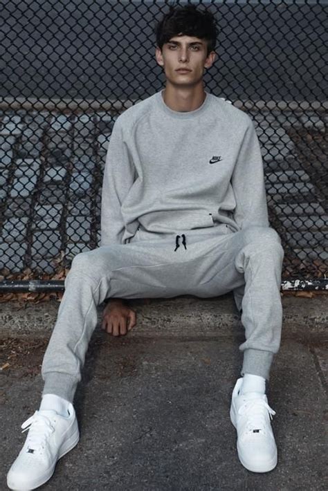 Nike S Latest By Barrett Sweger The New York Times Magazine Sporty Outfits Men Mens Pants