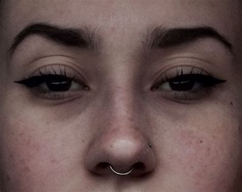 De 25 Bedste Idéer Inden For Septum Piercings På Pinterest Septum Septum Ring Og Piercinger