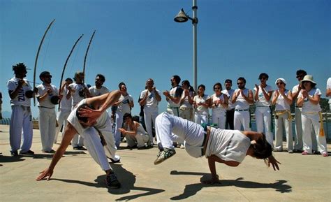La Capoeira Lenina And Romain
