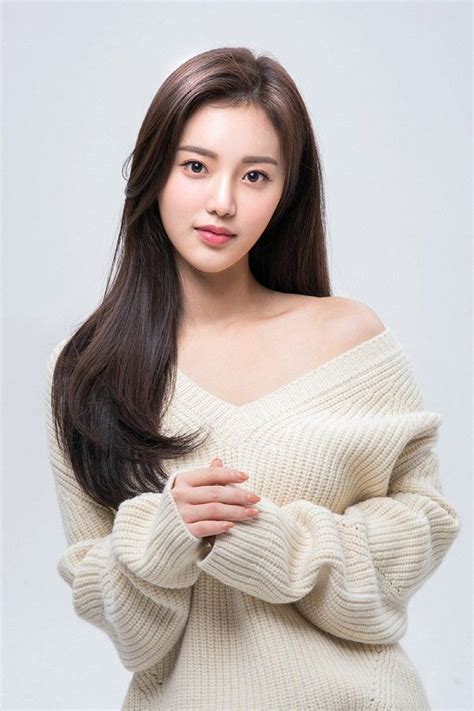 Pin On Korean Dramas Movies Actresses Actors