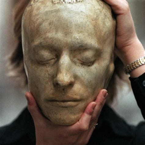 Instead, the imperial state crown rested on a table to her side. 7 Famous Death Masks in History - Biography