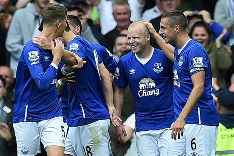 Everton 3 1 Chelsea 5 Things We Learned As Steven Naismith Slammed Home A Hat Trick Irish