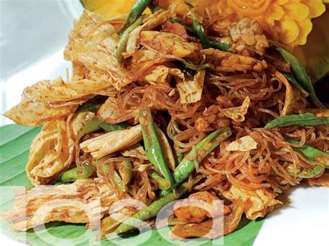 #sambalgorengjawa #nasiambengsaya buat sambal goreng jawa resepi mak saya pure dari johor | boleh buat nasi ambengassalamualaikum semua. SET NASI AMBENG JOHOR - SAMBAL GORENG | Malaysian cuisine ...