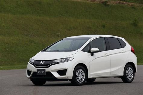 2020 honda fit price guide: Honda FIT 2014 Price in Pakistan, Review, Full Specs & Images