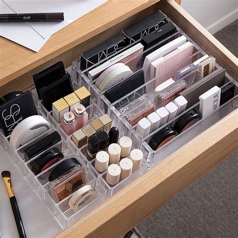 Cute And Affordable Makeup Organisers For Your Vanity Girlstyle