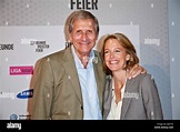 Ulrich Wickert und Julia Jaekel bei den 'Sterben 11' Awards von ...