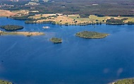 Luftaufnahme Krakow am See - See- Inseln im Krackower See in Krakow am ...