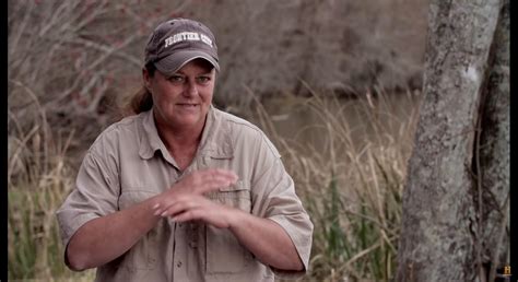 Who Is Liz On Swamp People Heres Why She Previously Left Series