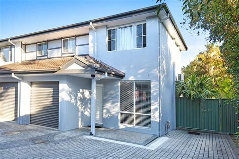 Sold Townhouse 660 62 Carroll Road East Corrimal Nsw 2518 Apr 5