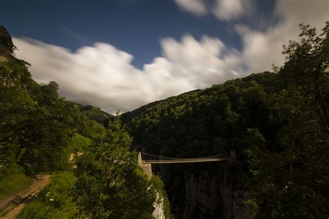 Rope Bridge Over Gorge Dholzarte Long Exposed Frank Wolf Flickr
