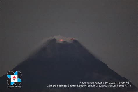 Mayon Volcano Luzon Island Philippines Glow Visible At Night