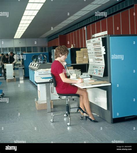 Early Mainframe Computer System Hi Res Stock Photography And Images Alamy