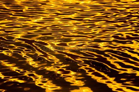Close Up Texture Water Surface Sensitive Shape Gold Textures Solar